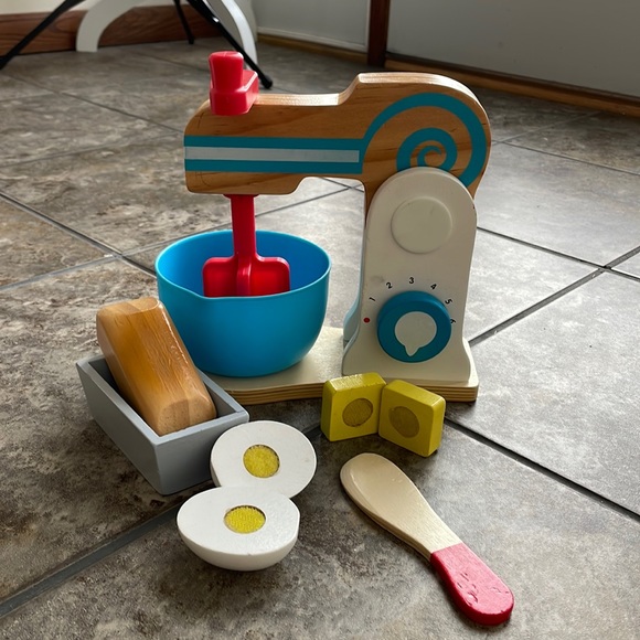Melissa & Doug Other - Melissa & Doug mixer set